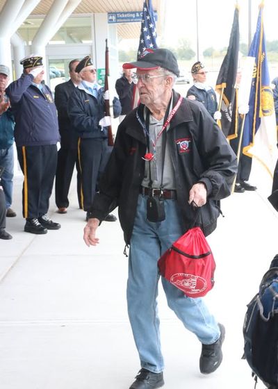 Flight 21, September 30, 2017, North Country Honor Flight photo 14 of 30